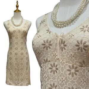 Vintage 60s Germany Ivory Nylon Flower Lace Front Slip Dress Women’s Size M